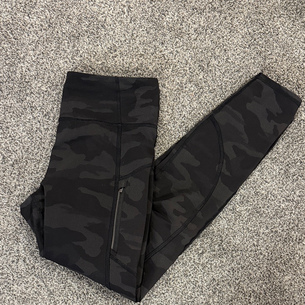 Athleta Charcoal Camouflage Leggings